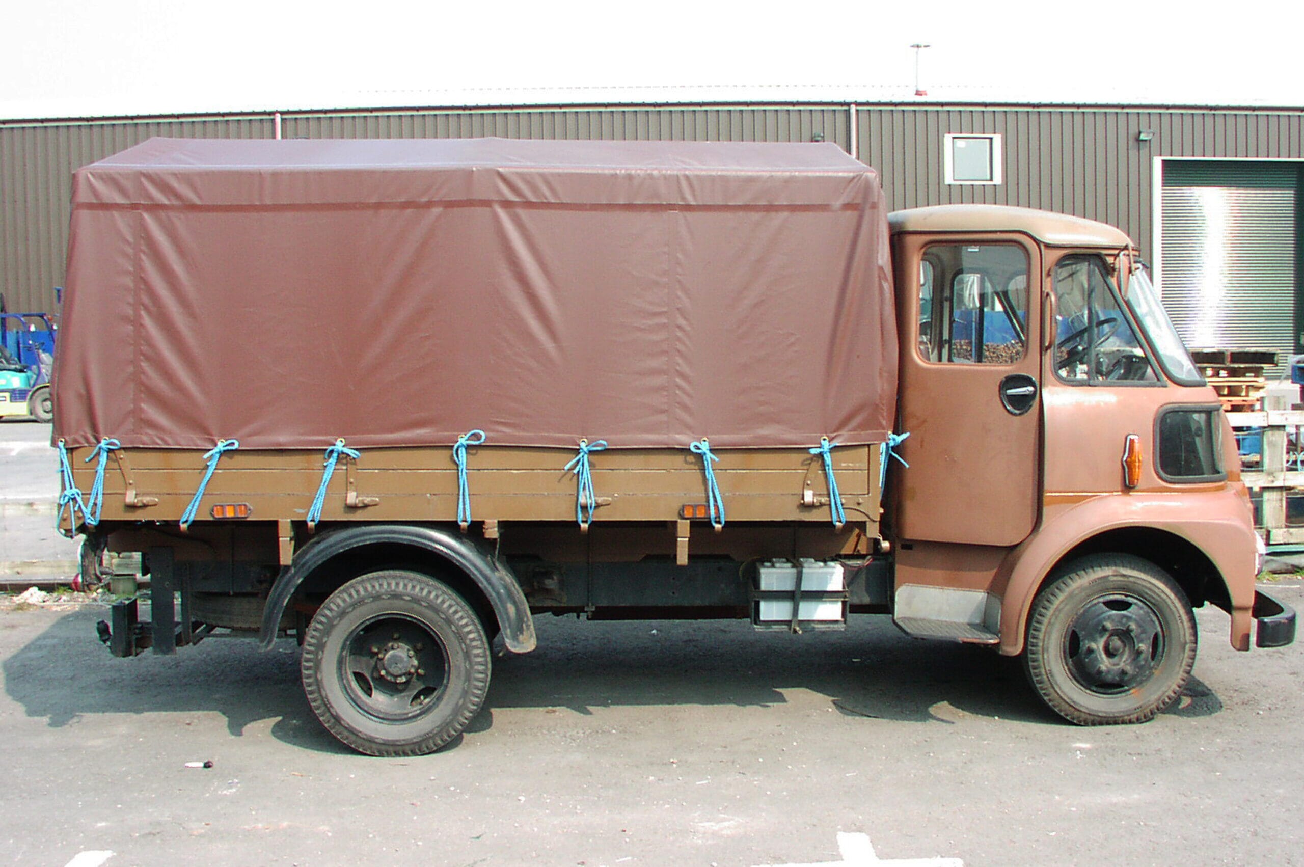 Truck-tarpaulin-scaled