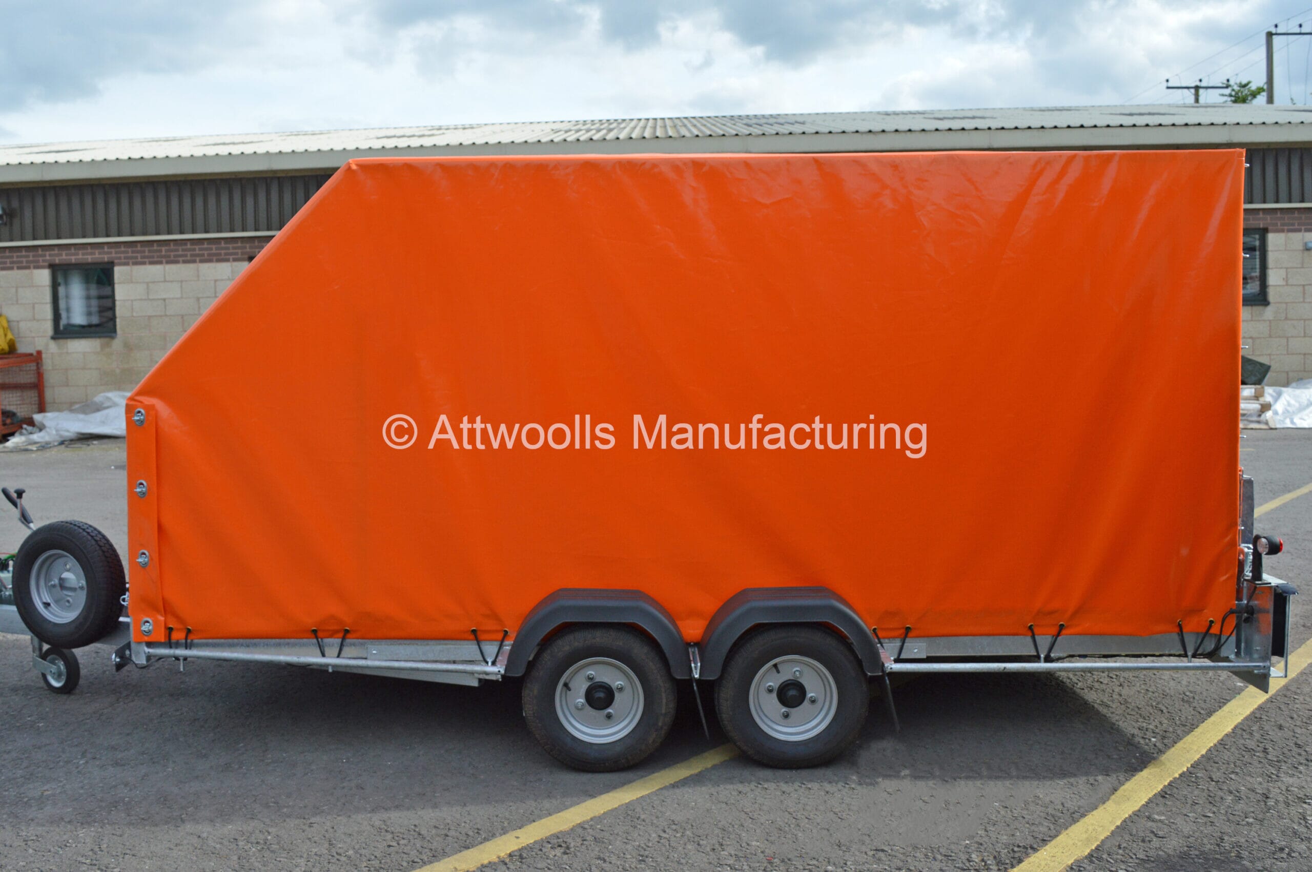 Custom-Trailer-Covers-1-scaled