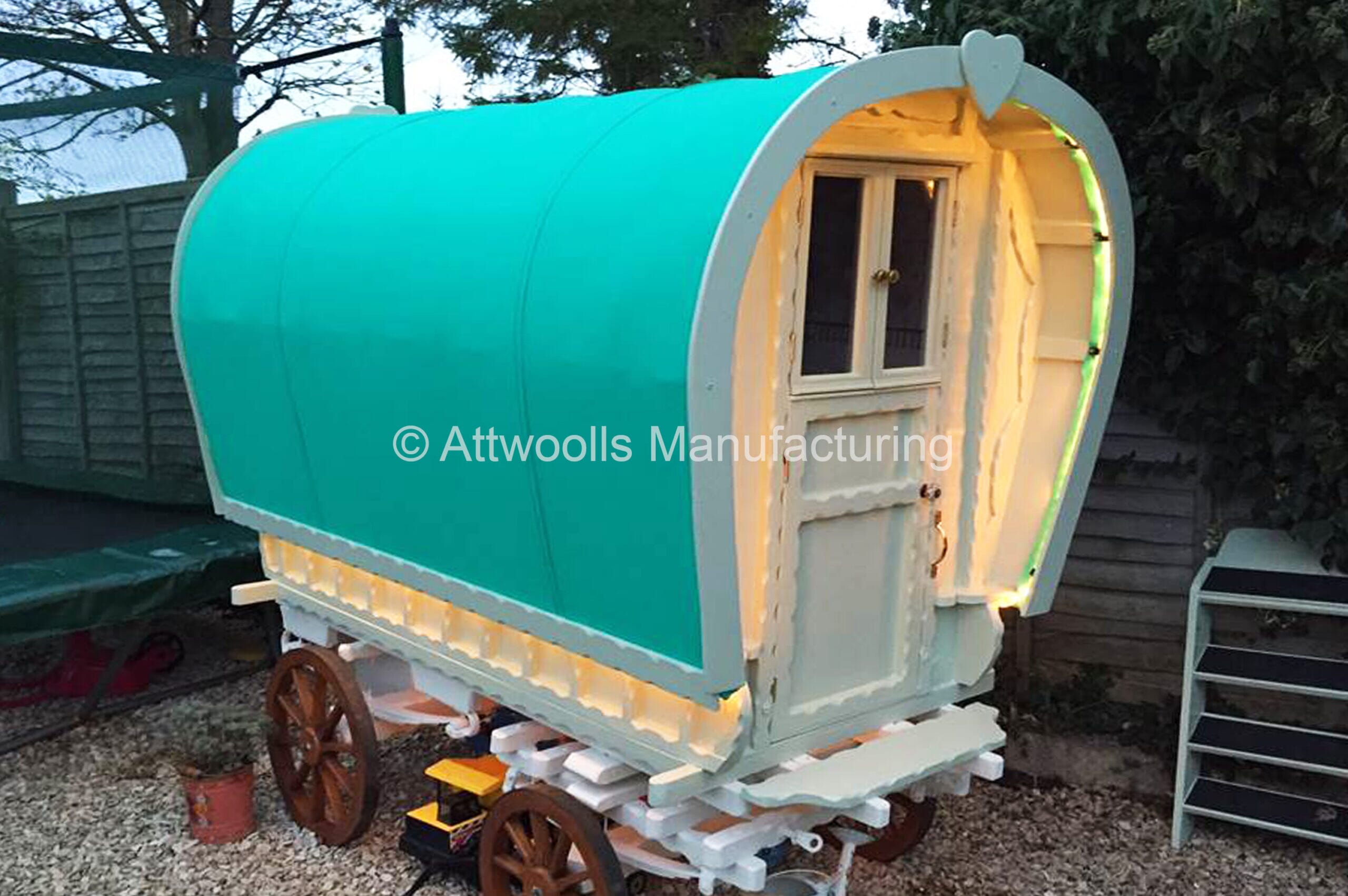 Gyspy-Caravan-Canvas-1-scaled