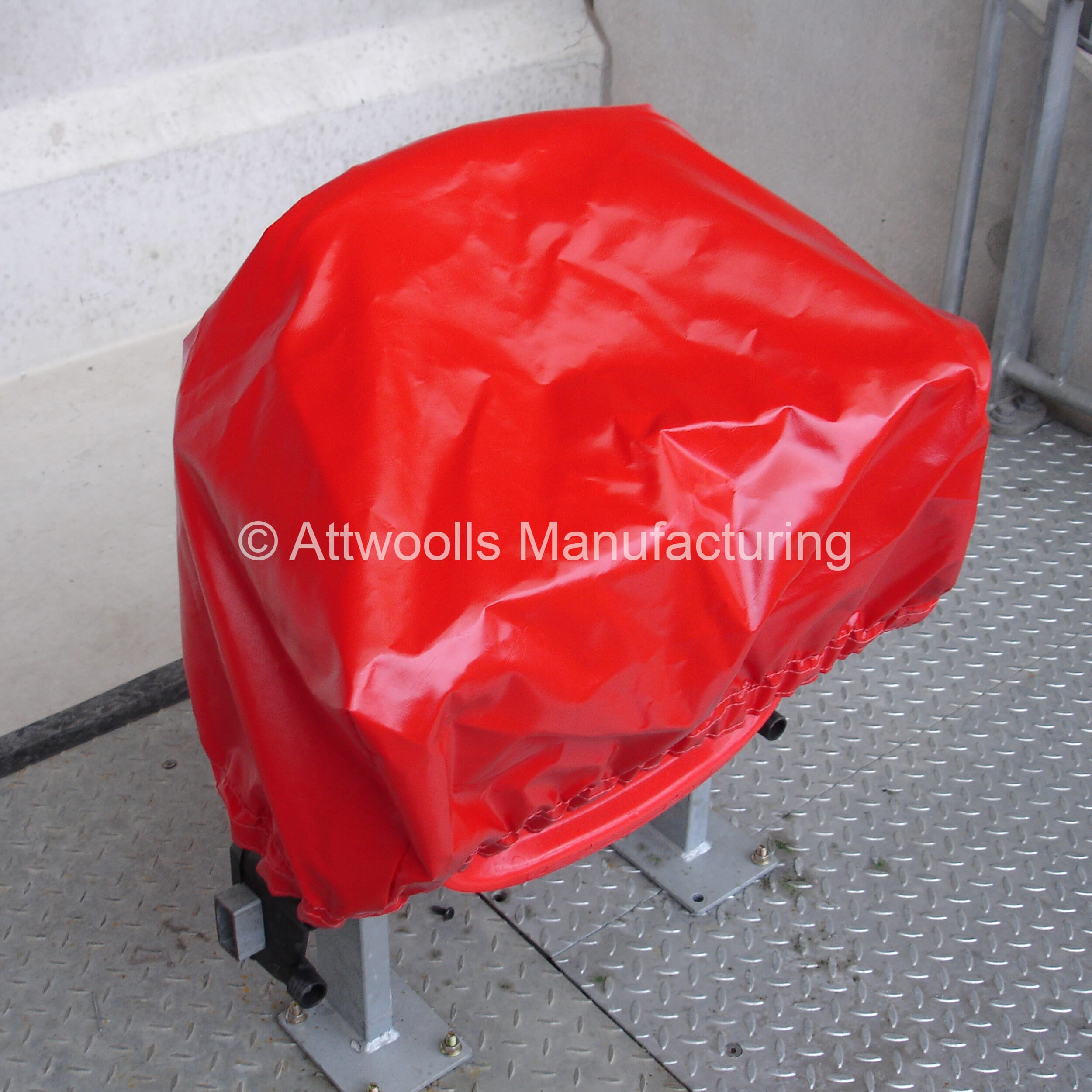 Stadium-Seat-Covers-2