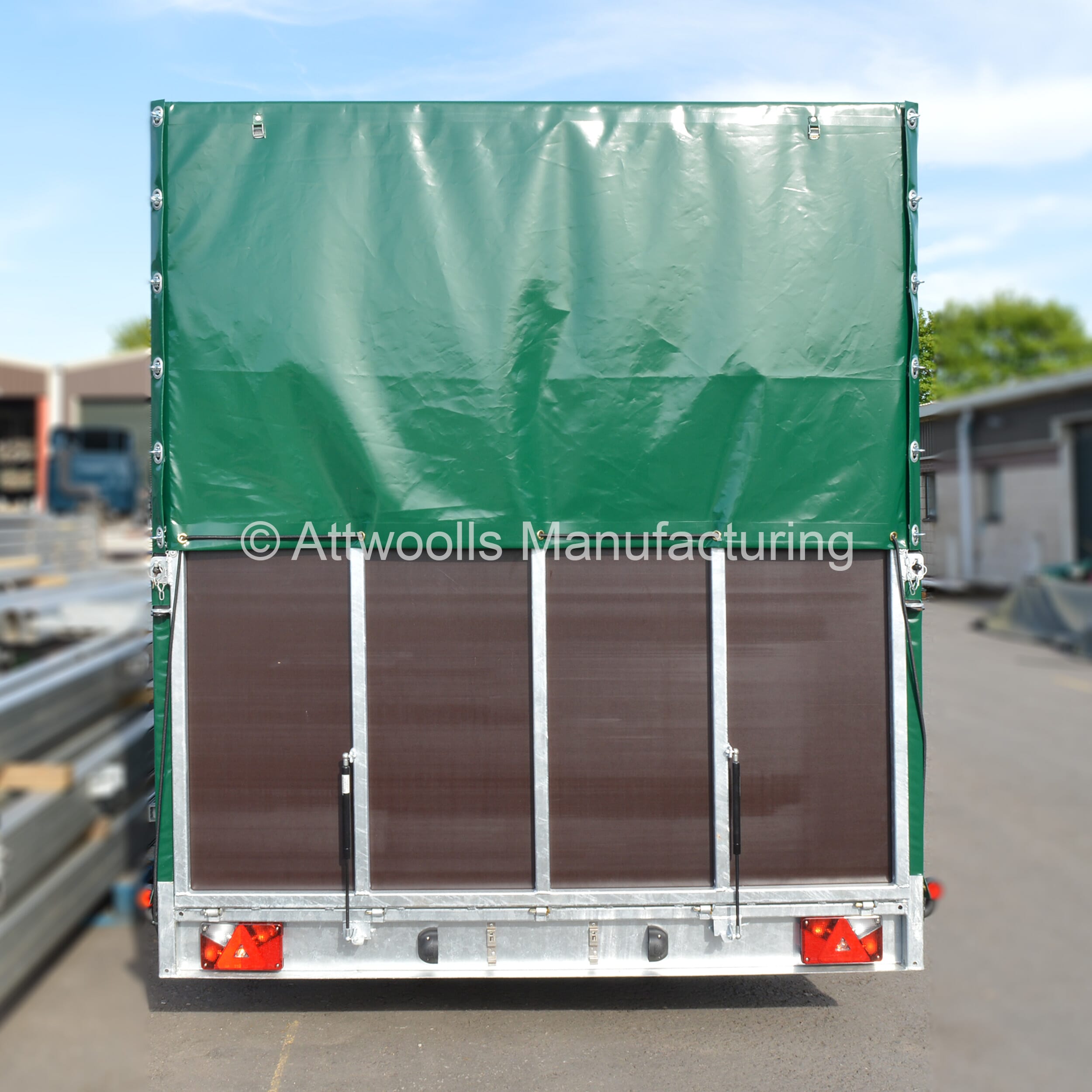 trailer-cover-with-signwriting-3