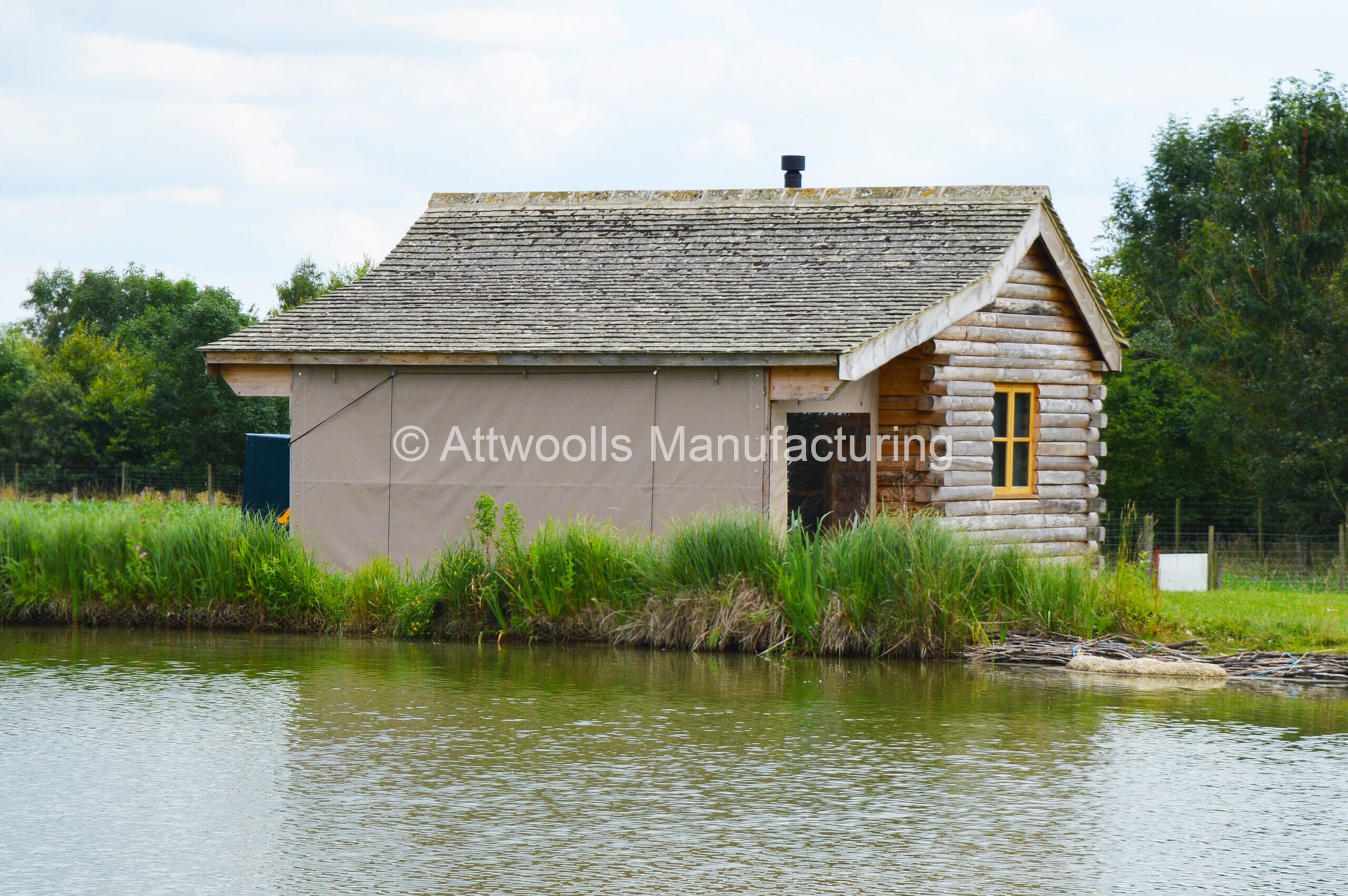 Outdoor-Roll-Up-Blind-11-scaled