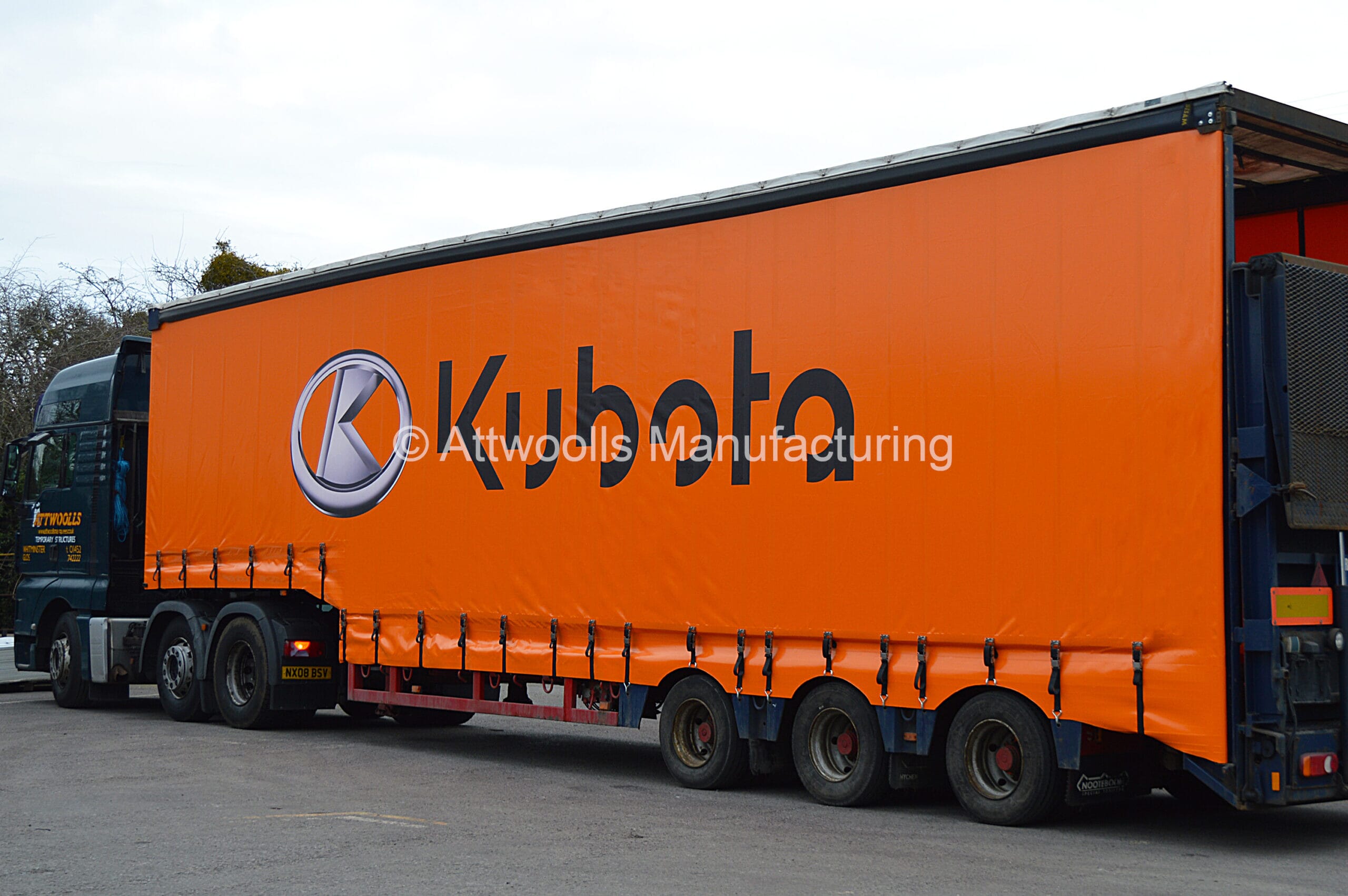 Step-Frame-Trailer-Curtains-4-scaled