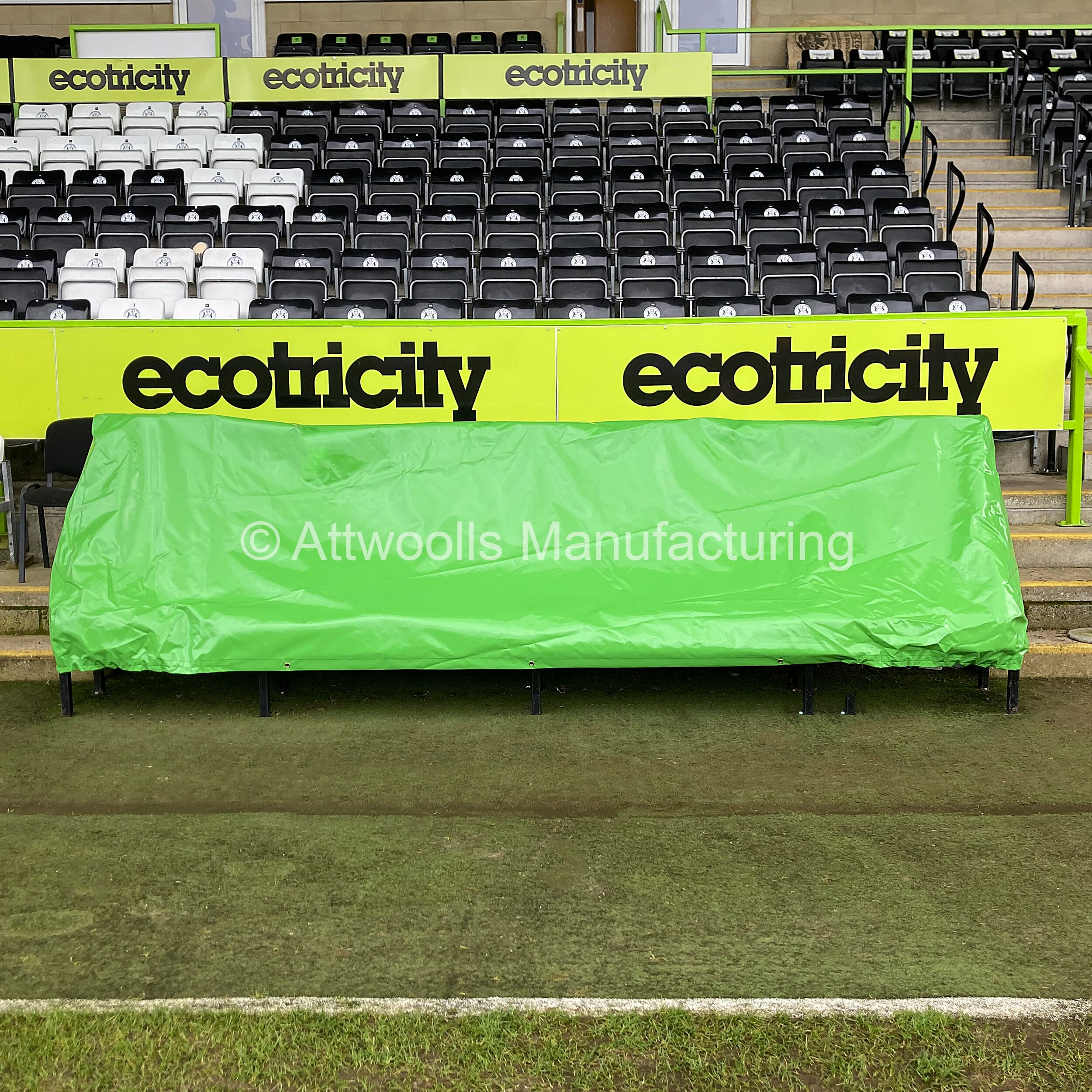 Outdoor-Seat-Covers-3